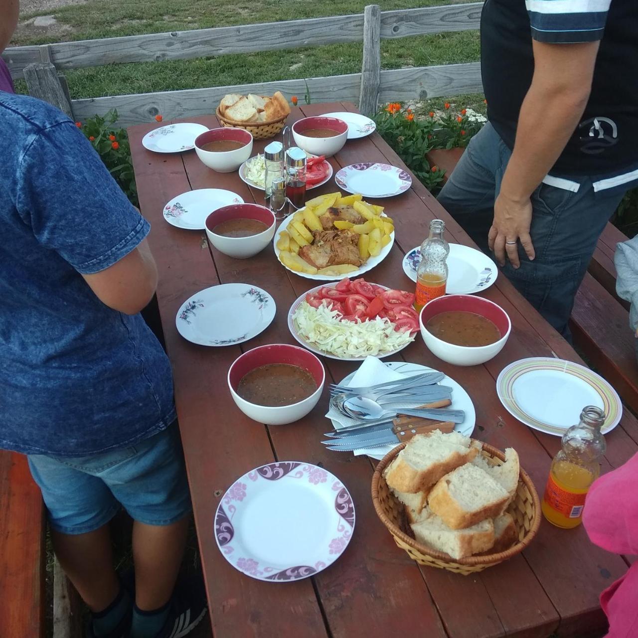Guesthouse Letnja Basta Gornji Lukomir Εξωτερικό φωτογραφία